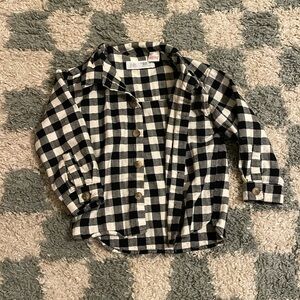 Zara checker button up long sleeve shirt